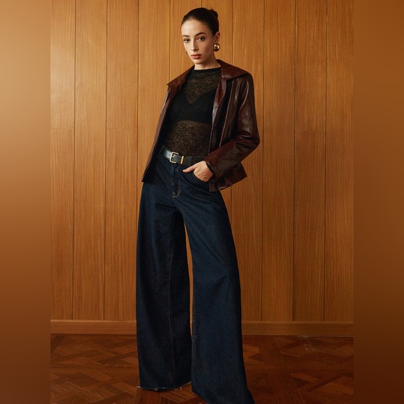 Commense Faux Leather Zipper Short Polo Jacket - Picture 5 of 15